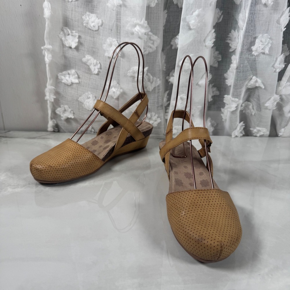 Axxiom‎ Tan Perforated Pacer Wedge Sandals Ankle Strap Slingback Vegan Leather